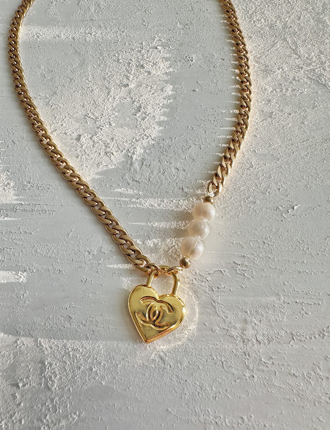 Refurbished Perlisse CC necklace -1