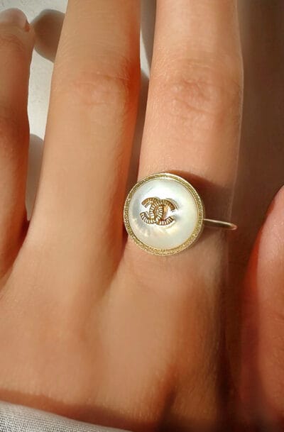 Golden halo Chanel cc Ring