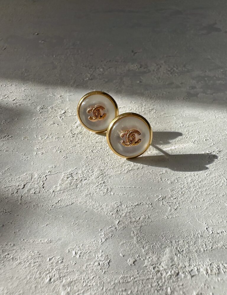 Chanel Golden Halo CC earrings