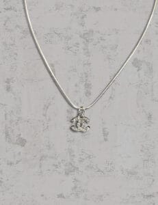 Dreamized 20 Tiny Crystal Kiss CC Necklace 2